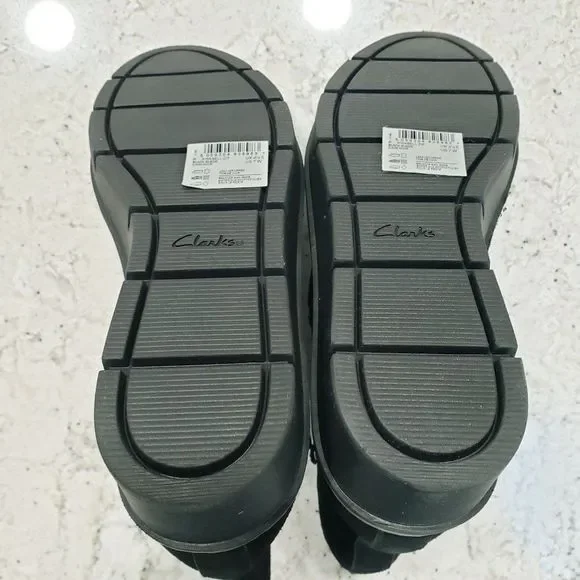 Clarks Collection Women's Size 7 W Airabell Suede Wedge Ankle Bootie Black NEW - Picture 10 of 13